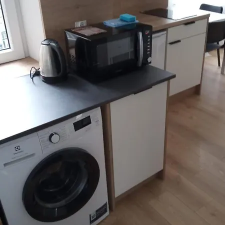 Plebiscytowa 32 شقة كاتوفيتسه